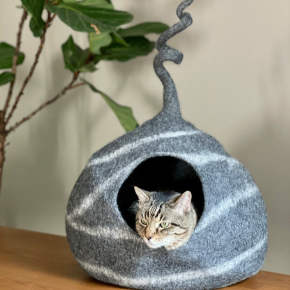 LUCKY STRIPES Wool Cat Cave | Cat Bed