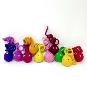 Cat Toys | Wool Spring Ball Cat Toy - CURLY TURNIP