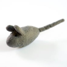 Load image into Gallery viewer, wool-toys-for-cats